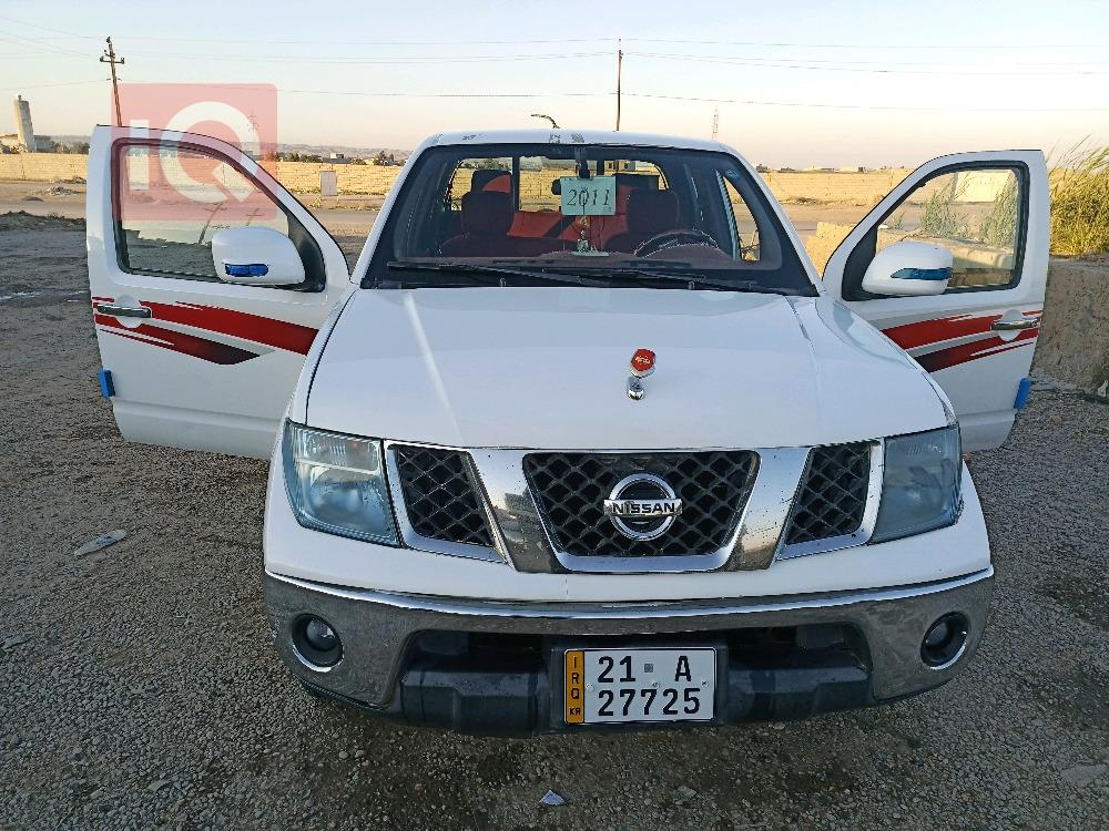 نيسان نافارا